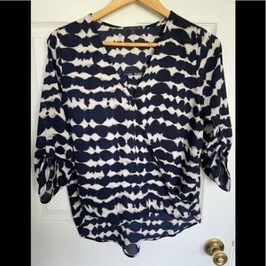 West Kei size small blouse